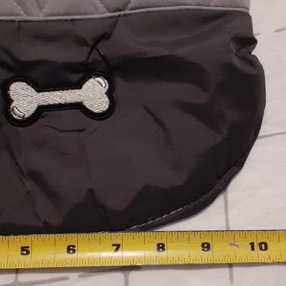 Vecomfy Reversible Dog Coats for Large  Dogs New - Picture 4 of 4